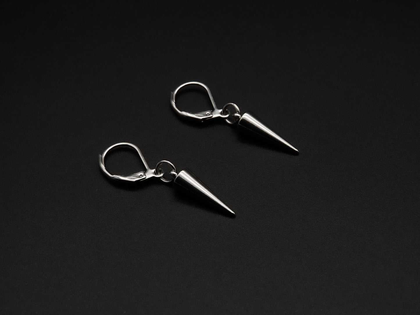 Z-4 Spike Earrings für Rave | Techno | Berghain | Festival