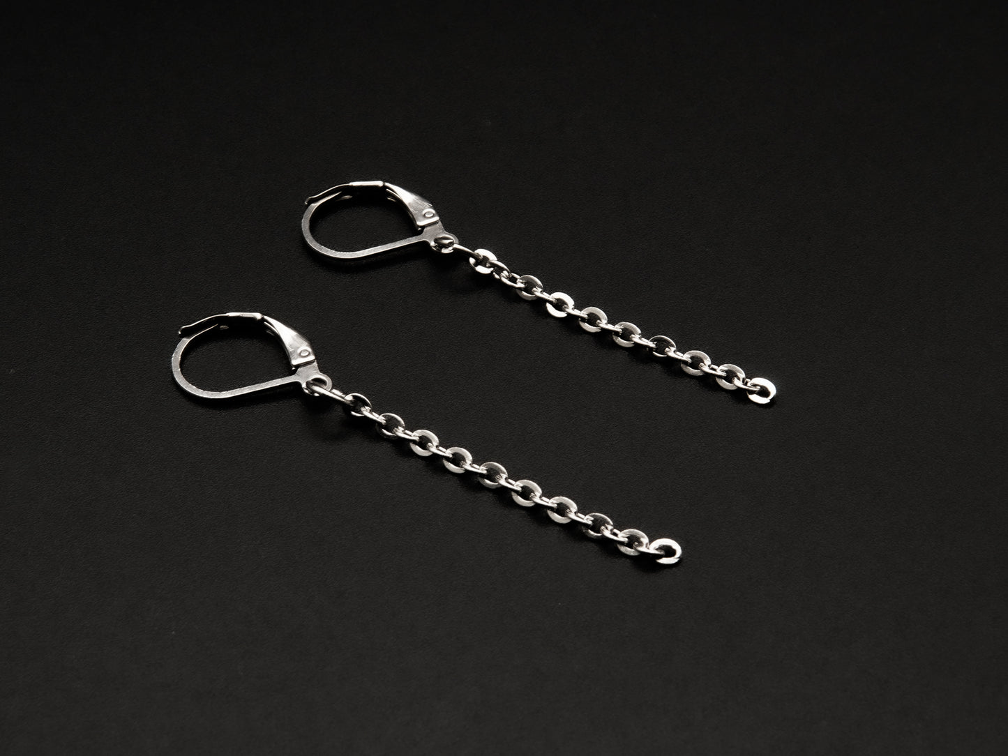 Z-5 Fine Chain Earrings for Rave | techno | Berghain | festival